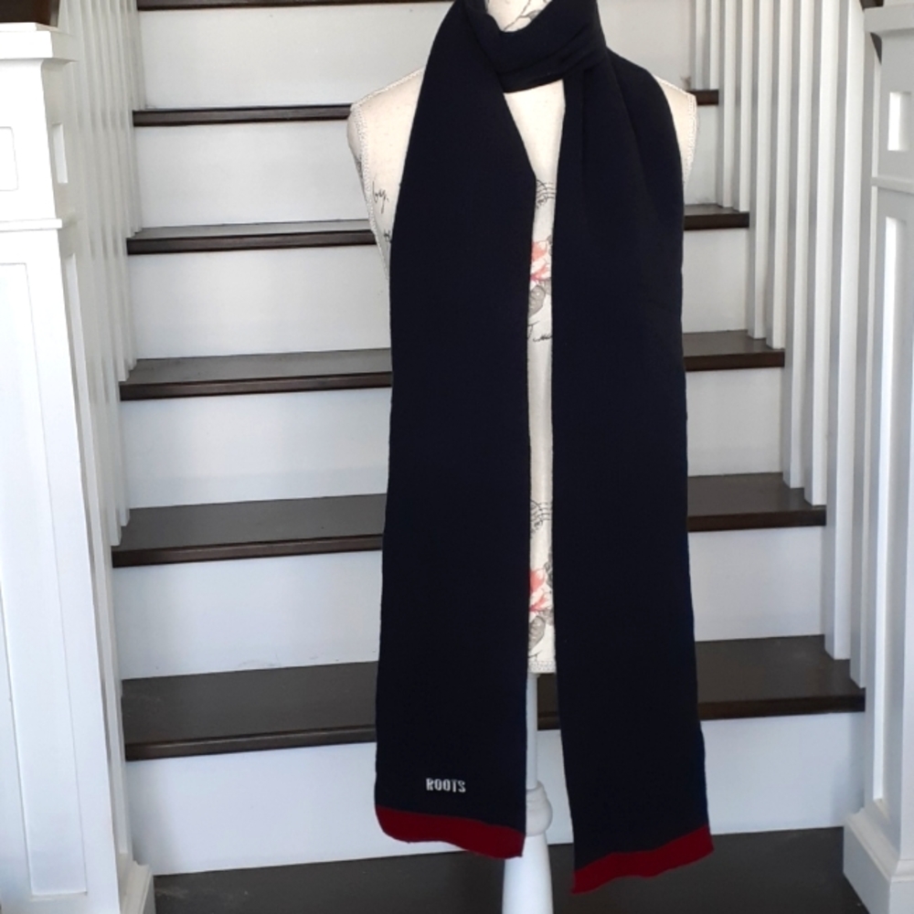 & Super long black and burgundy Roots scarf